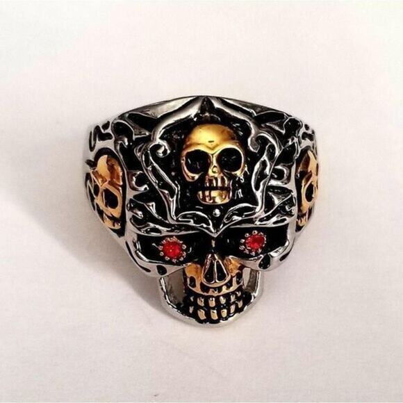 New stainless steel‎ skull ring size 11 - Picture 2 of 5